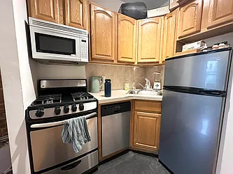 Rented by Brighton Management