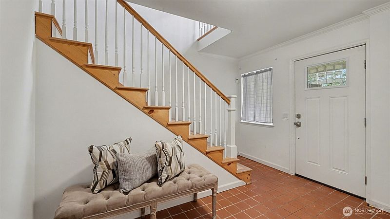 5th image of 11329 Newcastle Way