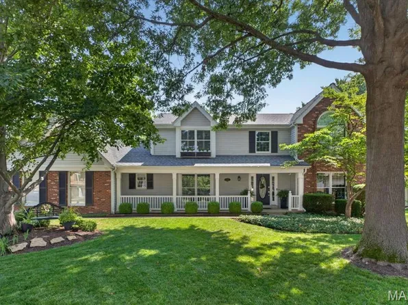15673 Coventry Farm Dr, Chesterfield, MO 63017