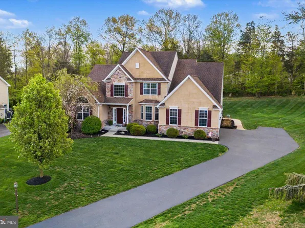 108 Matthew Ln, Gilbertsville, PA 19525