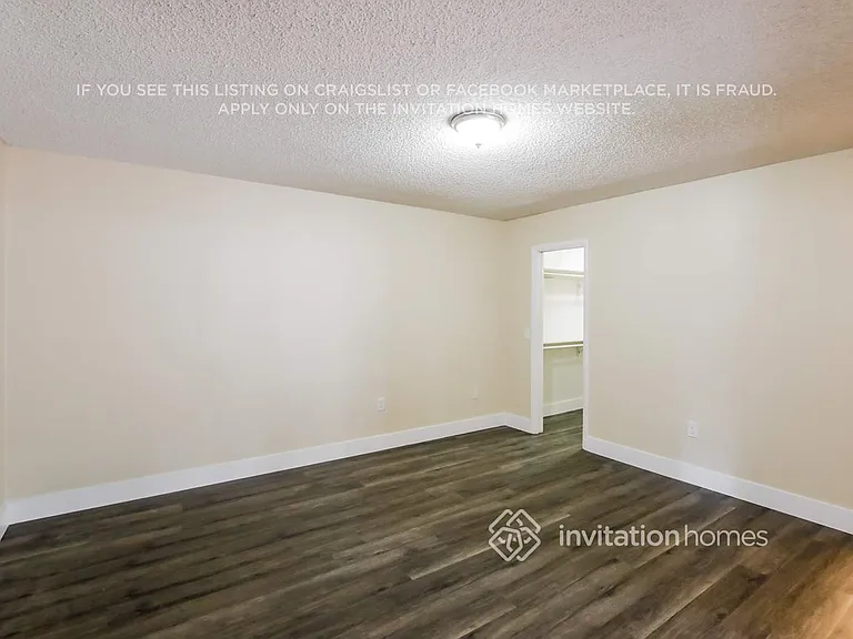 11860 NW 29th Pl — Photo 8