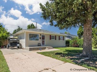236 Desmet Dr, Cheyenne, WY 82007