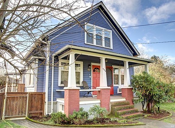 2nd image of 906 8th St NE