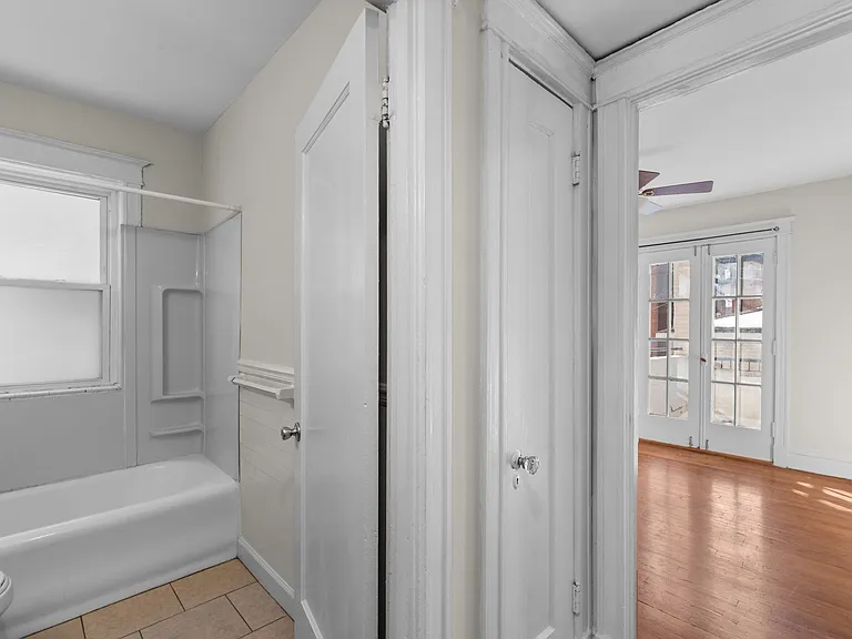733 Heman Ave #3 — Photo 8