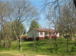 2316 Knob Creek Rd, Columbia, TN 38401