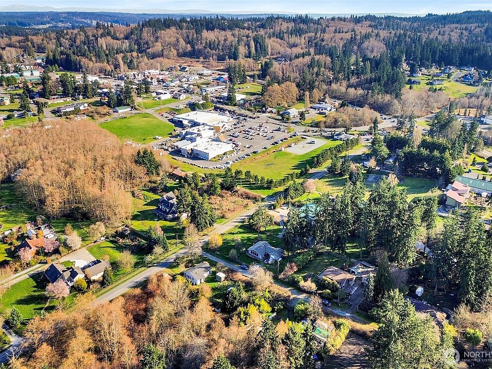 1st image of 6 Dutch Hollow Drive