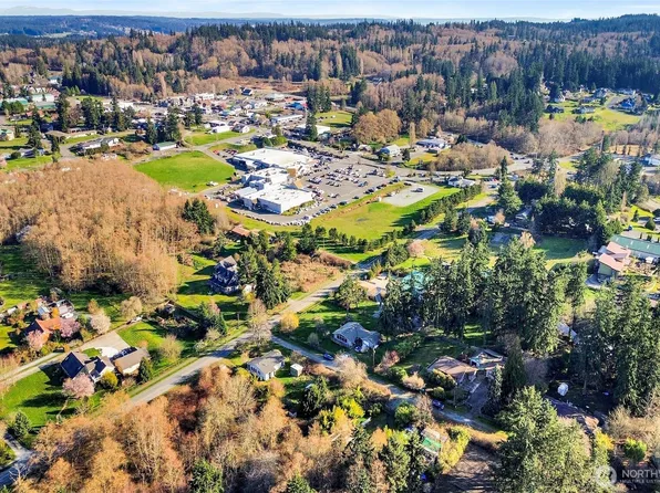 6 Dutch Hollow Drive, Freeland, WA 98249