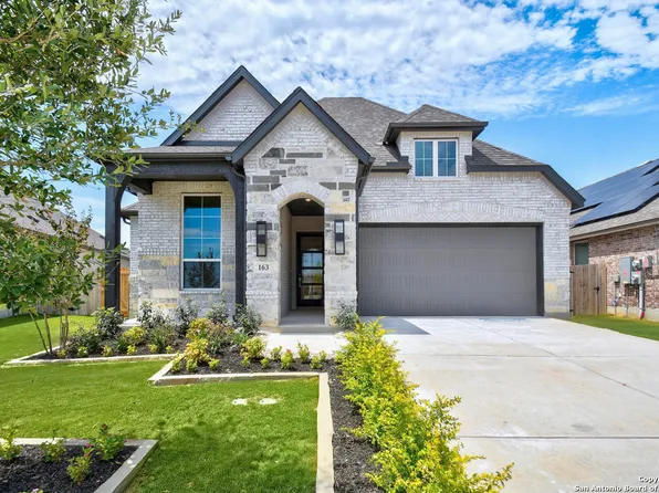 163 Laurel Oak, Castroville, TX 78009