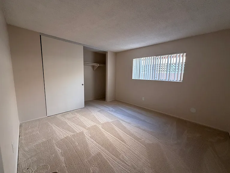 4746 W Point Loma Blvd #3 — Photo 12