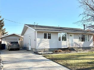 353 Fourth AVENUE N, Yorkton, SK S3N 1B5