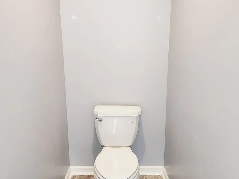 216 Chelsea Park Rd — Photo 17