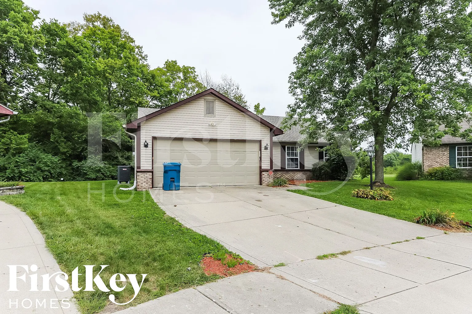 2602 Cooper Pointe Cir photo 1