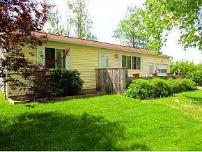 2nd image of 10 Lori Dr