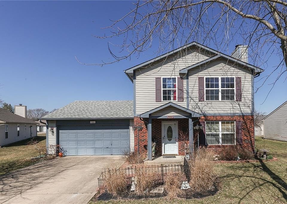 1st image of 906 Governors Ln