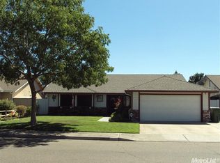 1490 Heathernoel Way, Turlock, CA 95382