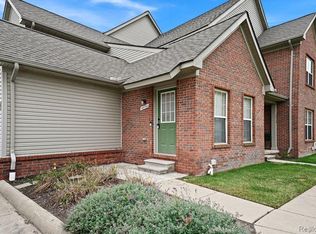 48733 Chelmsford Ct, Chesterfield, MI 48047