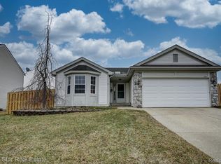 7511 Bermuda Dunes Dr, Ypsilanti, MI