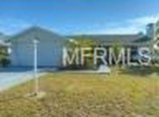 910 Spindle Palm Way, Apollo Beach, FL 33572