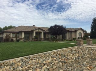 10430 Saddle Creek Dr, Sacramento, CA