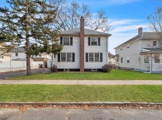 28 Burke St, Springfield, MA 01151