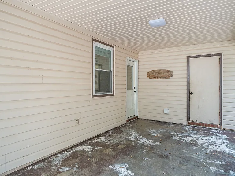 527 Red Oak Rd — Photo 6