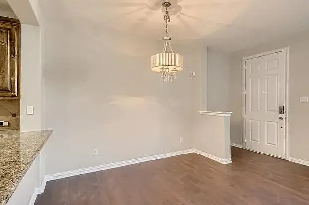 206 Alexandra Ave #1 — Photo 5