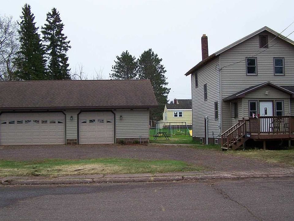 1st image of 749 Leonard St