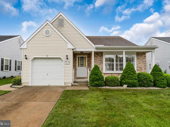 712 Monaco Way, Williamstown, NJ 08094