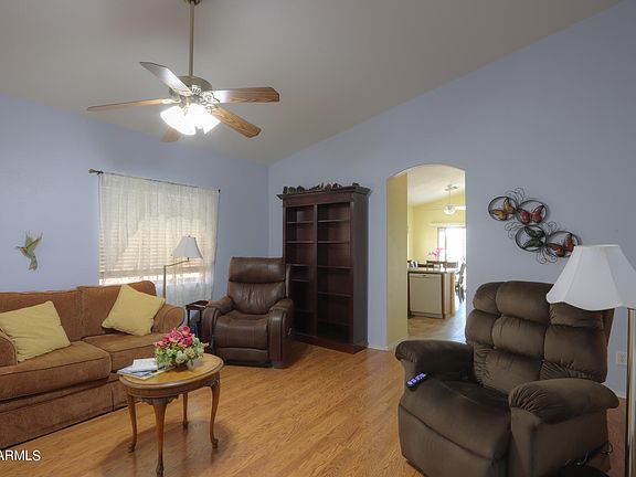 5th image of 1780 E DESERT BREEZE Place