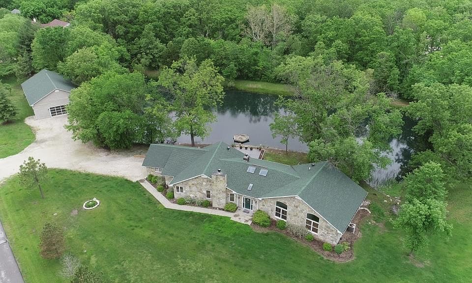 2nd image of 205 Red Hawk Ridge Dr