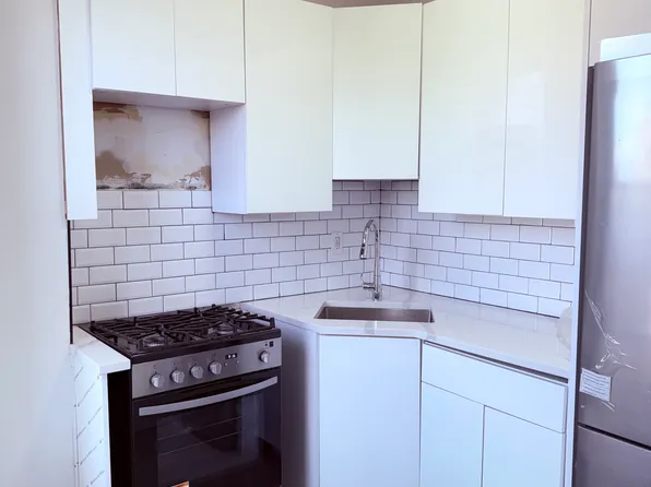 25 Hackensack Plank Road image 1 of 6