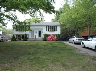 136 Rounds Ave, Riverside, RI 02915