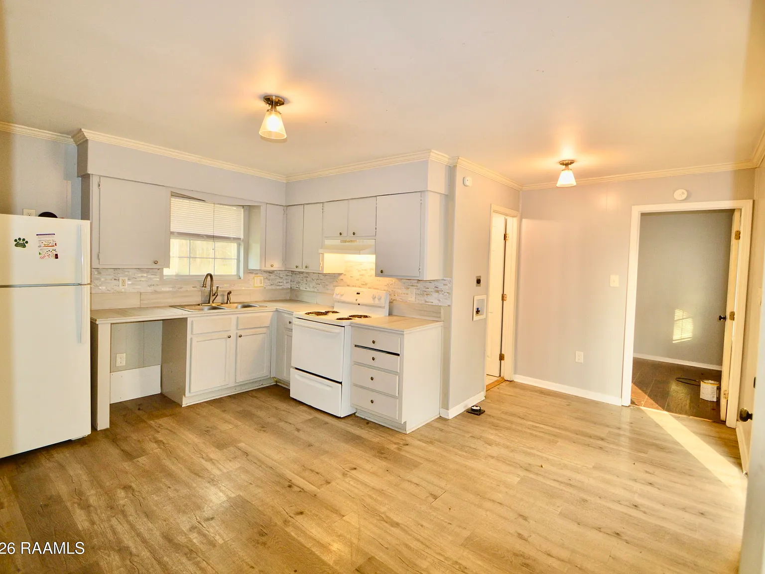 2 bed, 550 sqft, $900 — Photo 3