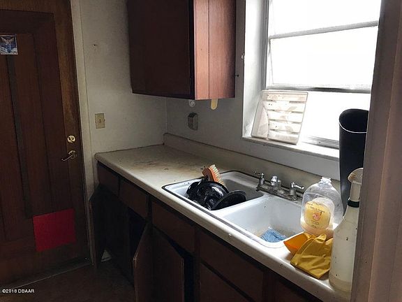 3rd image of 249 Abbeyville St
