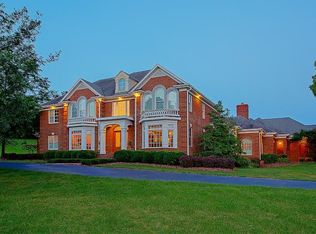 463 Rivergreen Ln, Bowling Green, KY 42103