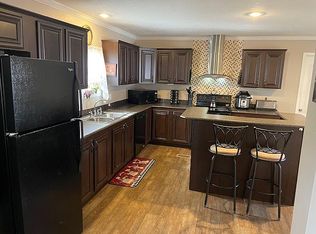 106 Castle Dr, Gainesville, FL 32607