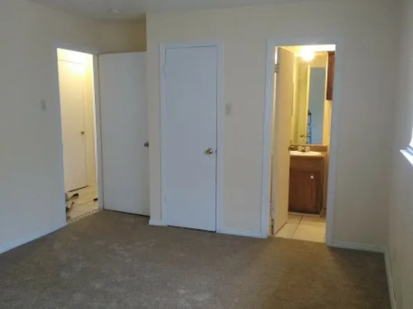 1516 W 7th St APT 6, Irving, TX 75060