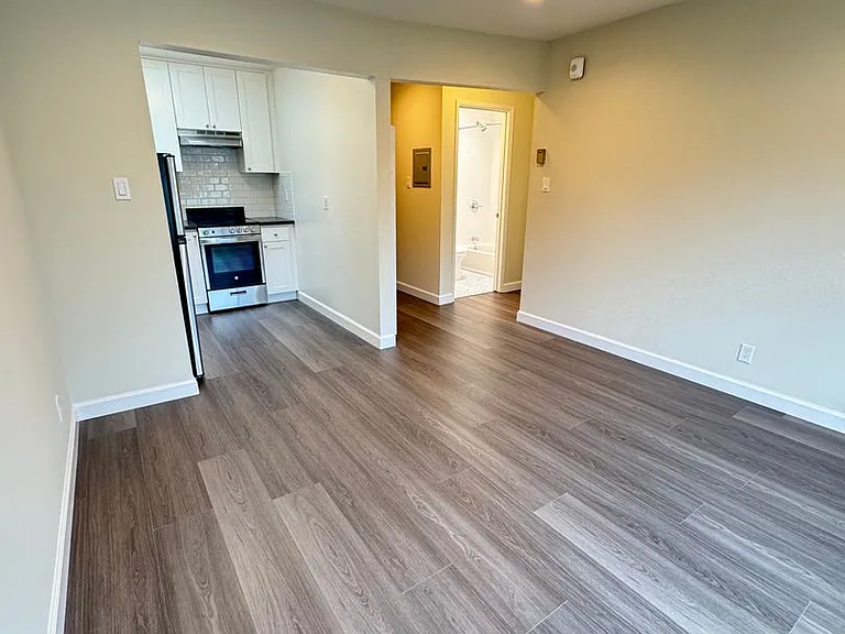 442 Elizabeth St #741R — Photo 1