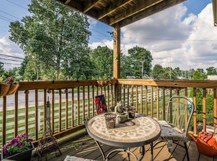 9808 Whipps Mill Rd UNIT 4, Louisville, KY 40223