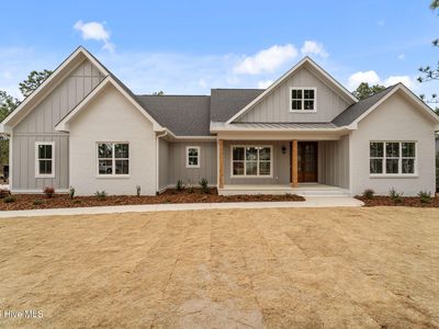 204 Longleaf Drive, West End, NC, 27376
