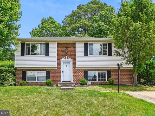 8631 Jessica Ln, Perry Hall, MD 21128