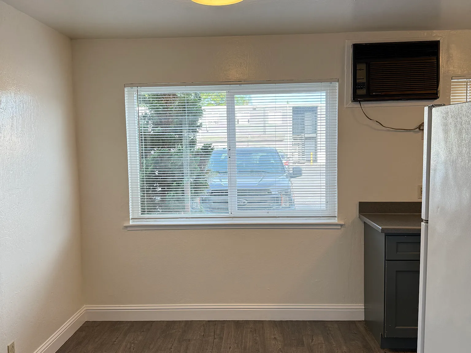 2 bed, 880 sqft, $2,250 — Photo 4