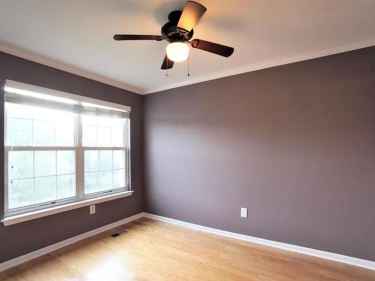 2607 Virginia Ln — Photo 18