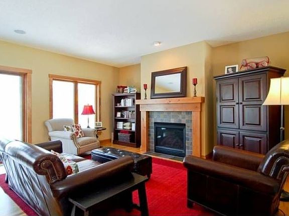 2nd image of 300 Brandywine Dr