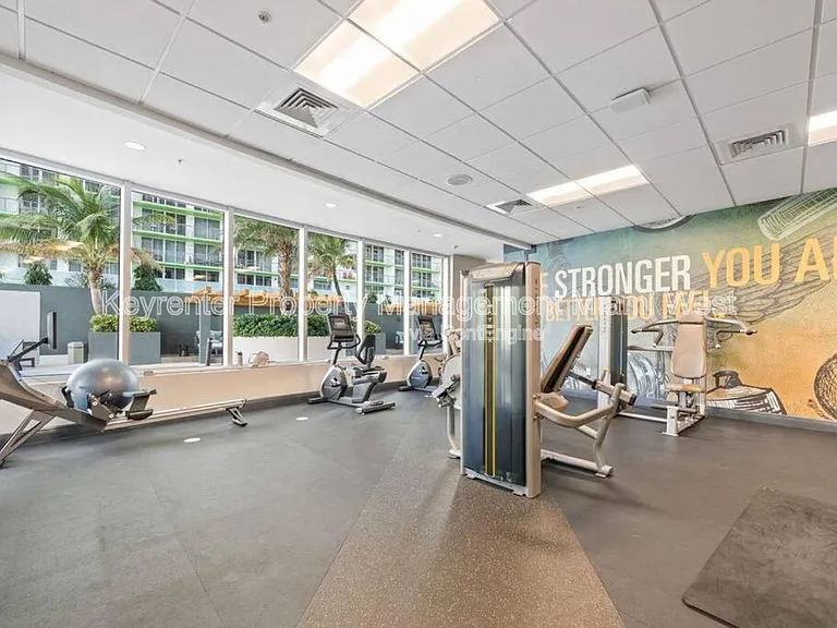 1750 N Bayshore Dr #3312 — Photo 25