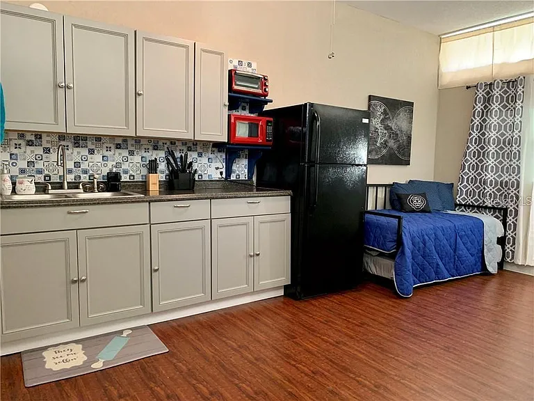 1245 Catalpa Ln #2 — Photo 41