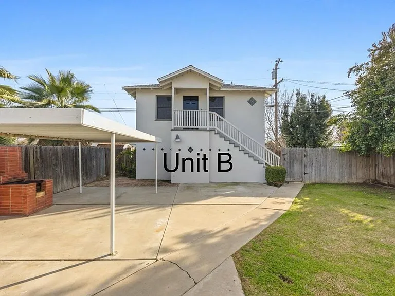 811 1/2 Wilson Ave #B — Photo 6