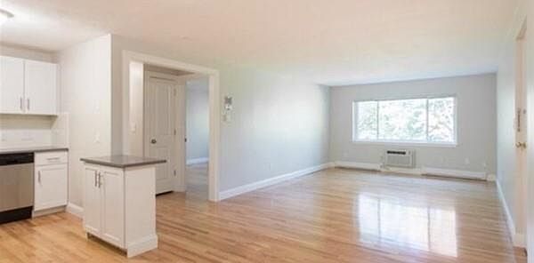 2nd image of 61 Moraine St APT 10