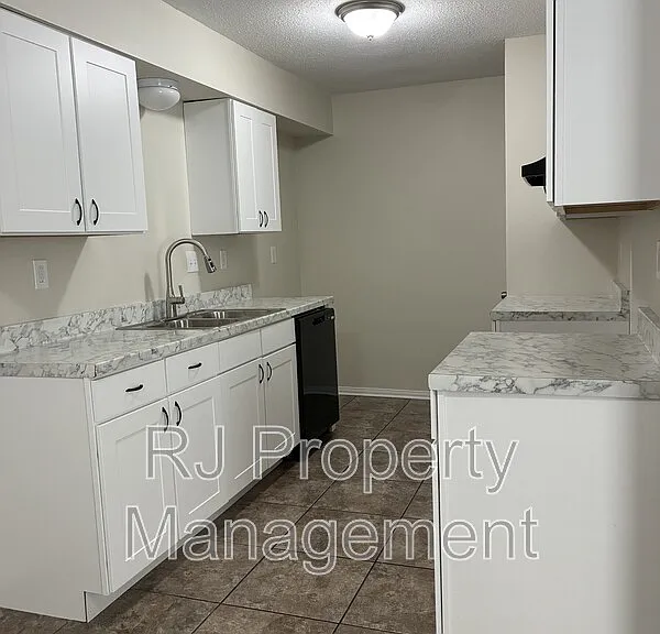 4350 Ann Arbor Ln — Photo 4
