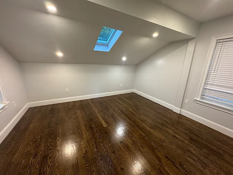 195 Neponset Ave #1 — Photo 2